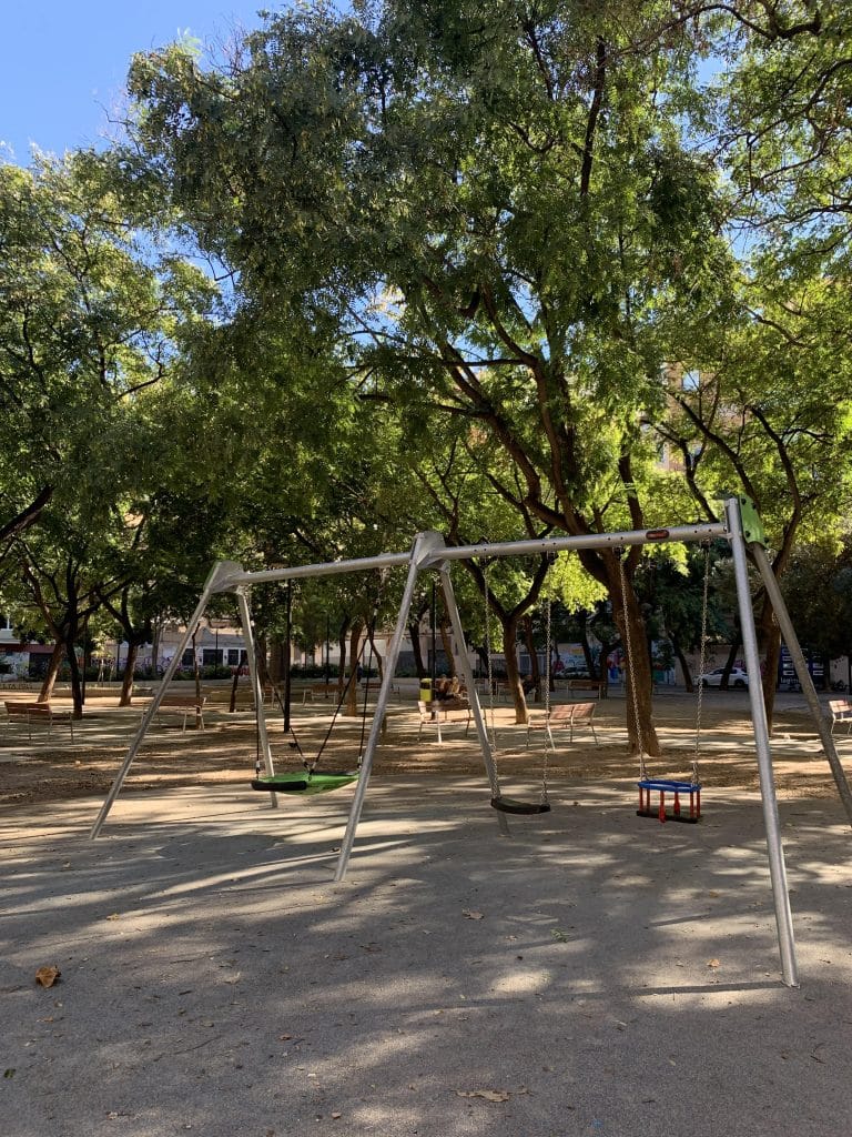 Schommeltoestel bij Parque Manuel Granero