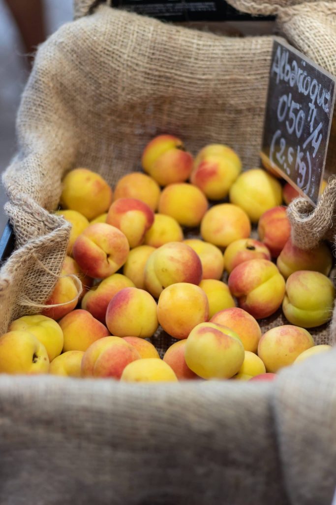 fruit mercado central