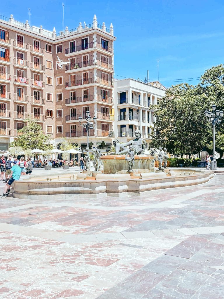 Plaza del Virgen