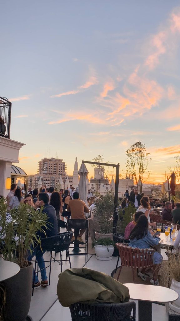 Rooftop bar Ateneo op Plaza Ayuntamiento